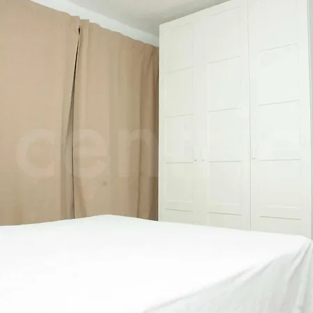 Apartment Piso En Barrio Tradicional Malagueno By Centric