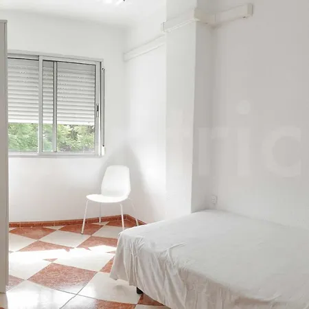 Apartment Piso En Barrio Tradicional Malagueno By Centric Malaga