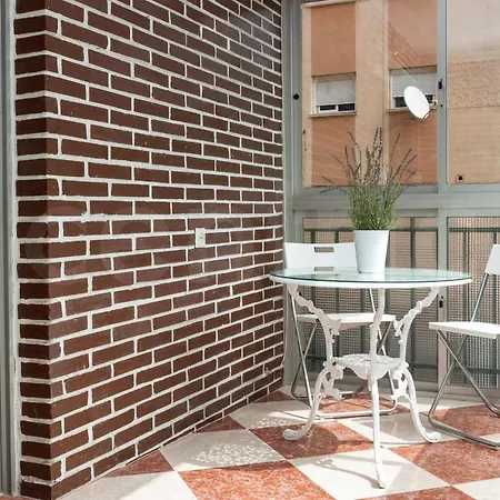 Piso En Barrio Tradicional Malagueno By Centric Apartment Malaga