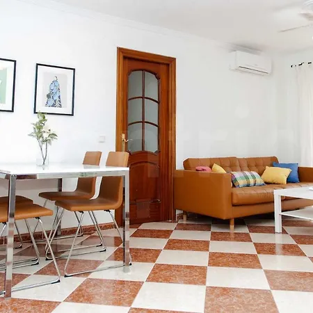 Piso En Barrio Tradicional Malagueno By Centric Apartment