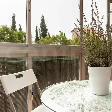 Apartment Piso En Barrio Tradicional Malagueno By Centric