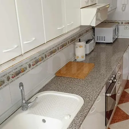 Piso En Barrio Tradicional Malagueno By Centric