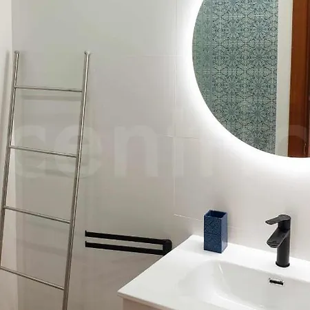 Apartment Piso En Barrio Tradicional Malagueno By Centric Malaga