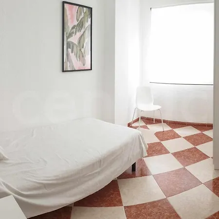 Appartement Piso En Barrio Tradicional Malagueno By Centric